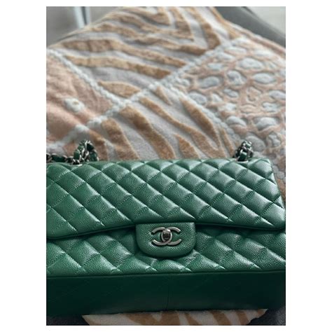 chanel grüne tasche